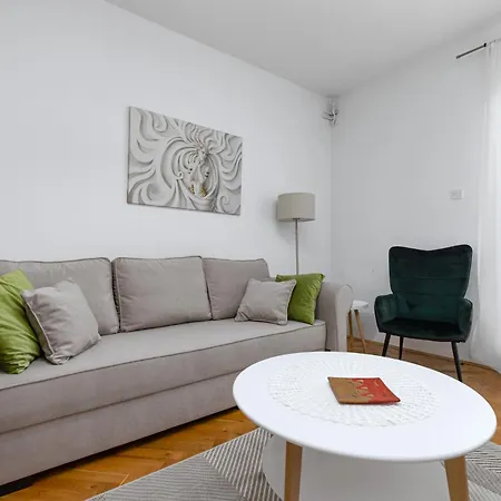 Valentino Apartment Porec Exterior photo